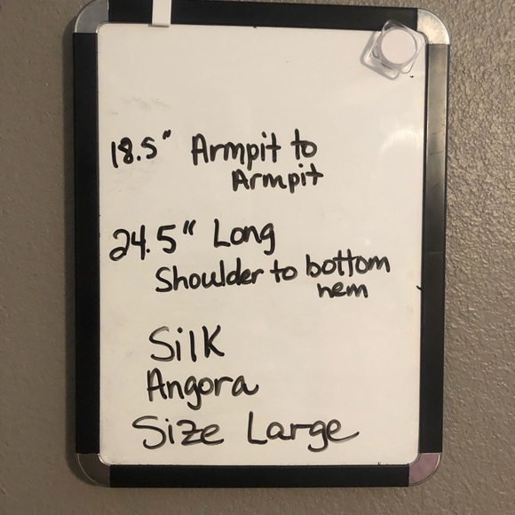 Inspiration Brand Silk & Angora SZ Large Black sequin detailed Black Cap sleeve - Picture 16 of 16